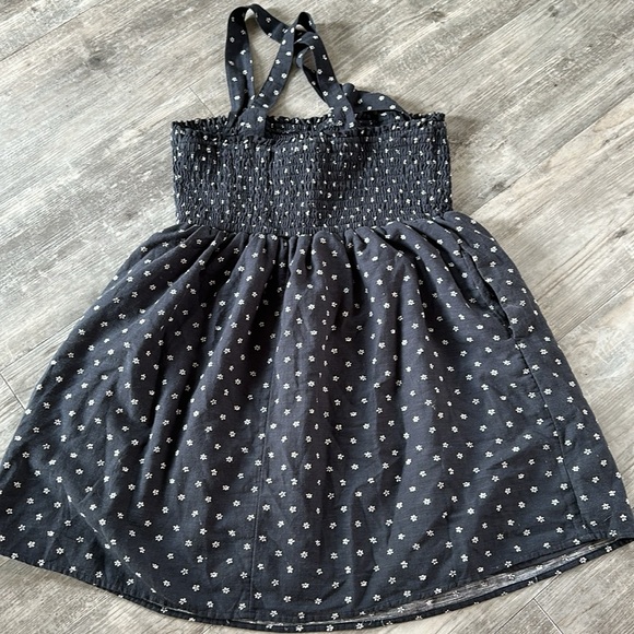 AE SMOCKED DITSY MINI DRESS - Picture 5 of 9